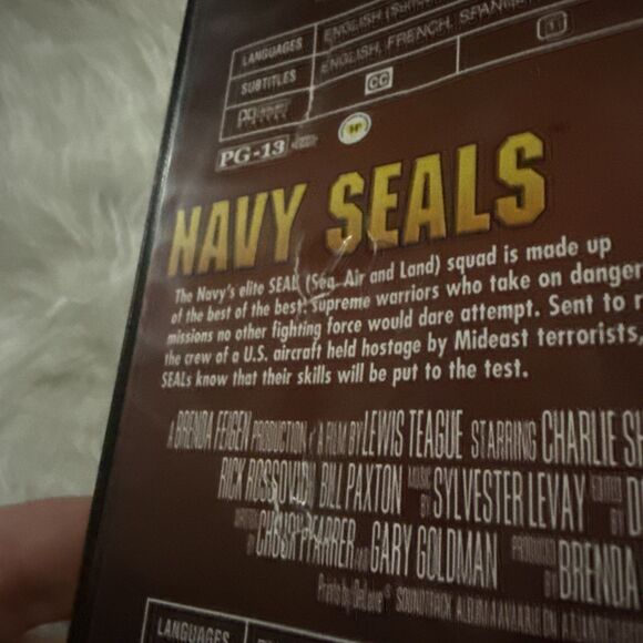 Red Dawn Navy Seals Movie Film 2 DVD Set Patrick Swayze Charlie Sheen Action War - Picture 7 of 7